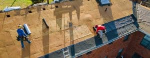 Remove old shingle roof construction worker on renovation